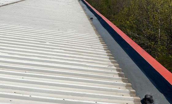Triflex-gutters-and-outlets-refurbishment-gutter-image